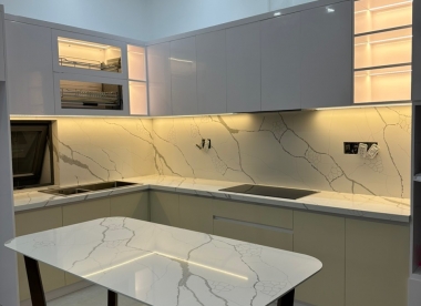 Đá Vicostone Trắng Vân Xám Ý