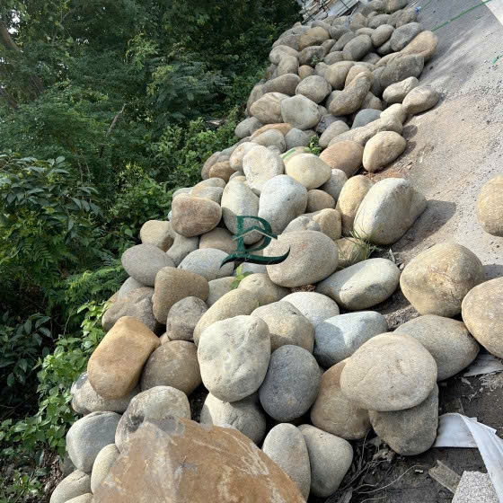 Sỏi Cuội Lớn 20-40cm
