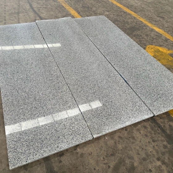 Đá Granite trắng ánh đồng