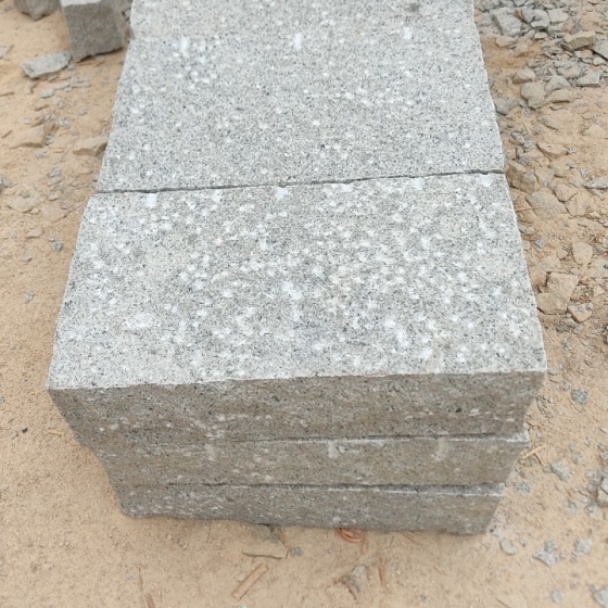 Đá chẻ Vũng Tàu quy cách 30x60
