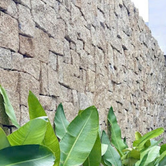 Đá chẻ vàng Bình Định