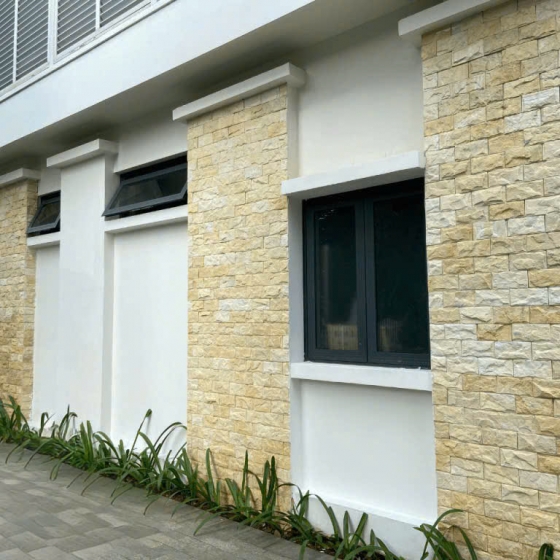Đá bóc ghép trang trí (vàng đen trắng)