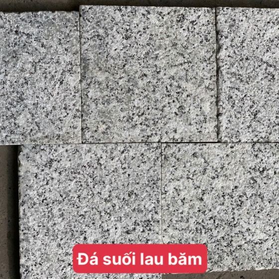 Đá suối lau băm