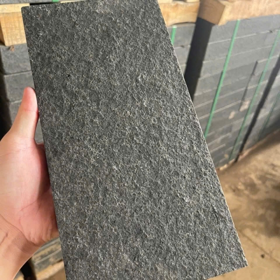 Đá bazan đen khò nhám