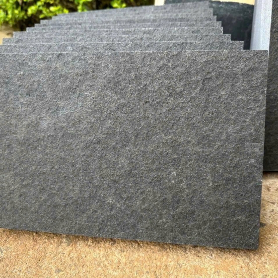 Đá bazan đen khò nhám