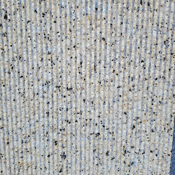 Đá rain chạy rãnh