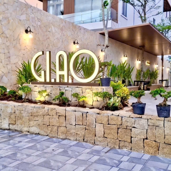 Đá chẻ vàng Bình Định