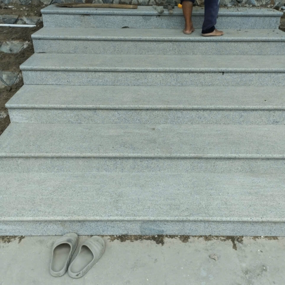 Đá Granite trắng ánh đồng